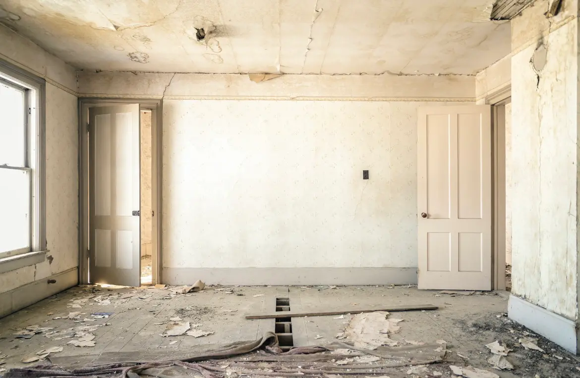 Waste disposal crew managing a cleanout project in Brazil